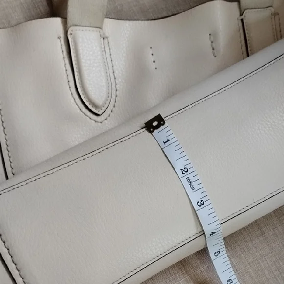 Coach Off-White Leather Tote - Picture 13 of 16